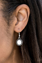 Load image into Gallery viewer, Ruler of The Roost - Blue