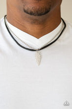 Load image into Gallery viewer, Arrowhead Anvil - Silver
